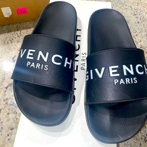 Givenchy slides sz 39